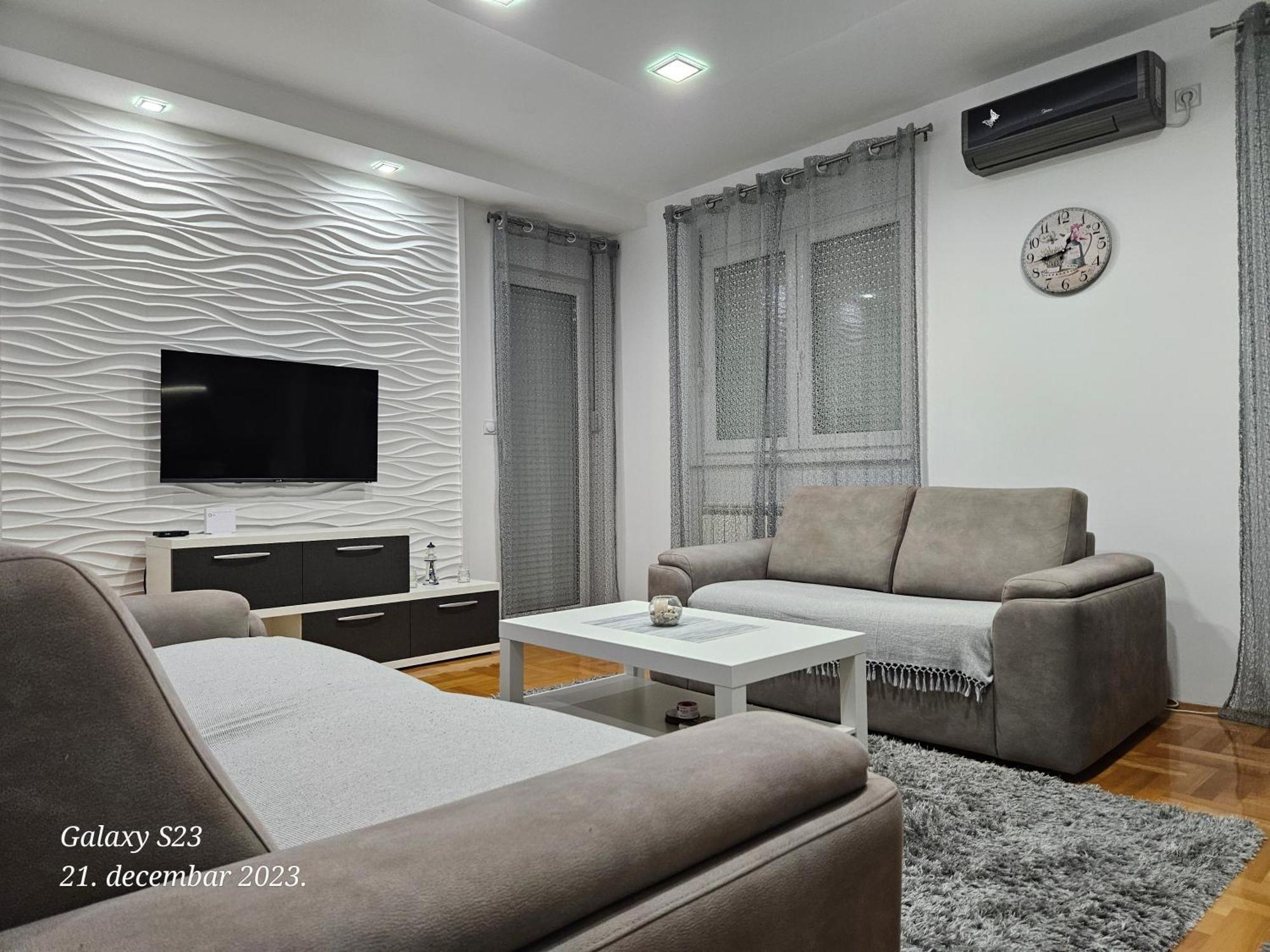 Apartman Vukota ピロト エクステリア 写真